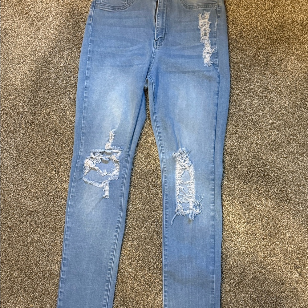 Women’s Distressed Blue Jeans